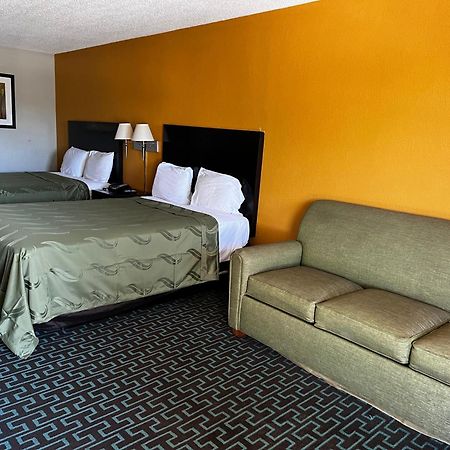 Express Inn & Suites Trion Exterior photo